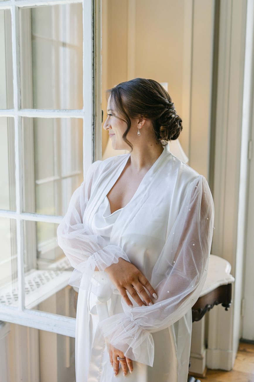 Bridal getting ready staging