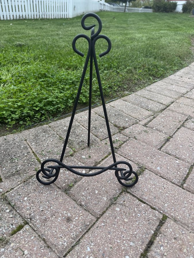 Small Black Easel